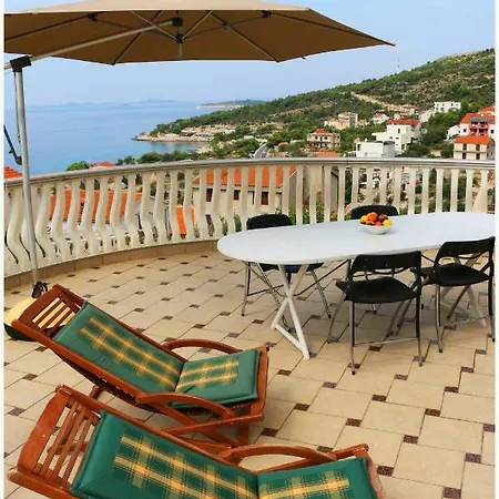 Apartman Pool
