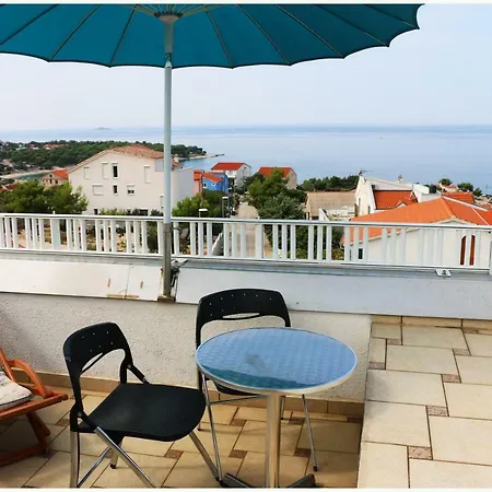 Pool * Primošten